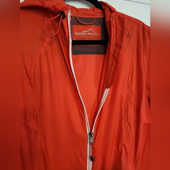 Eddie Bauer Women's windbreaker size medium - Picture 4 of 7